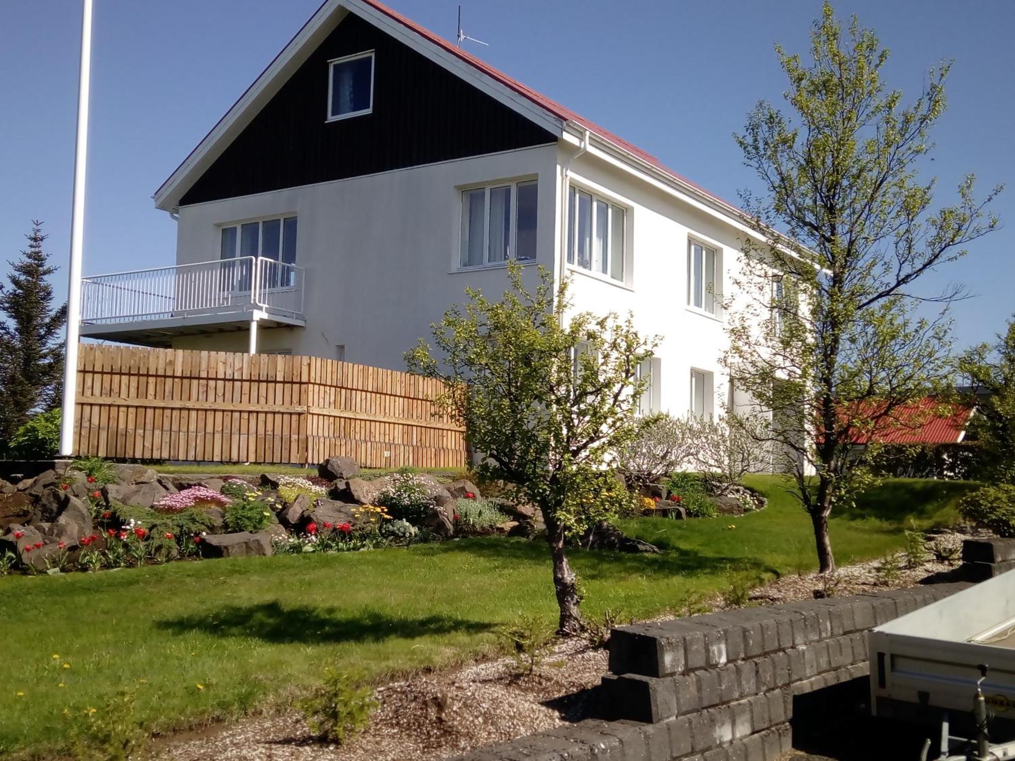 Setrith Guesthouse Borgarnes Exterior photo
